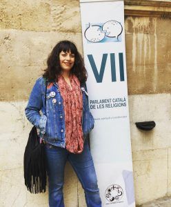 Belinda a l'entrada del VII Parlament de les religions a Mallorca 2019